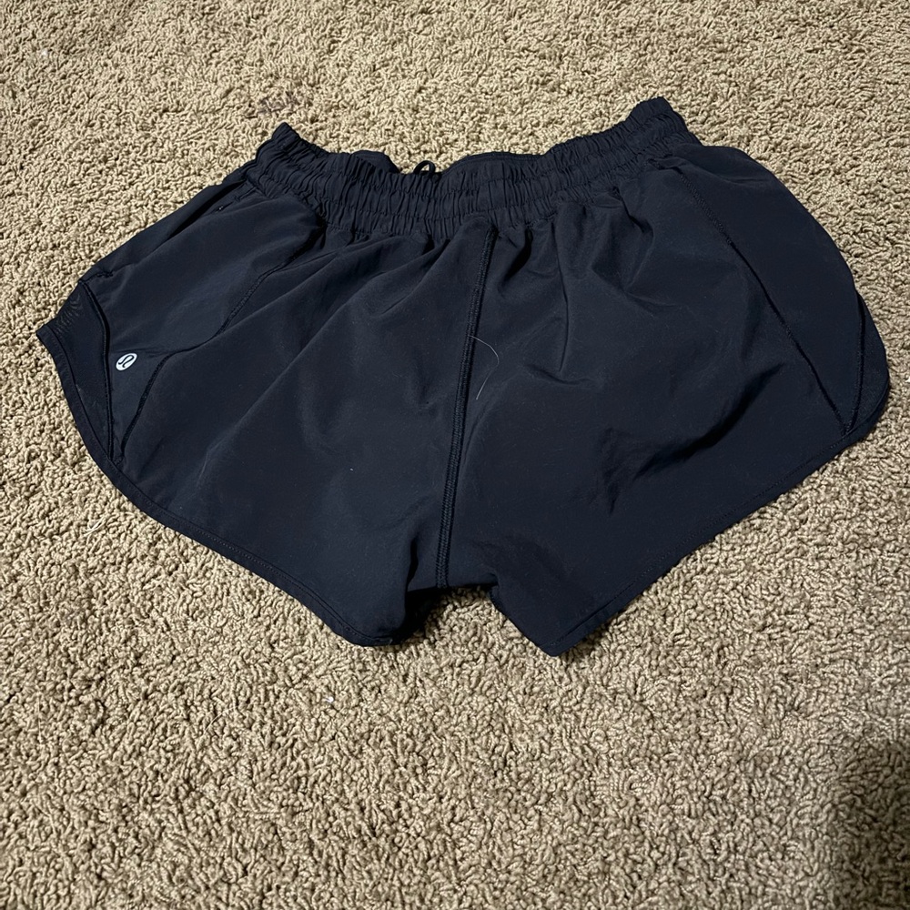 Lululemon Hotty Hot shorts Athletic in Black